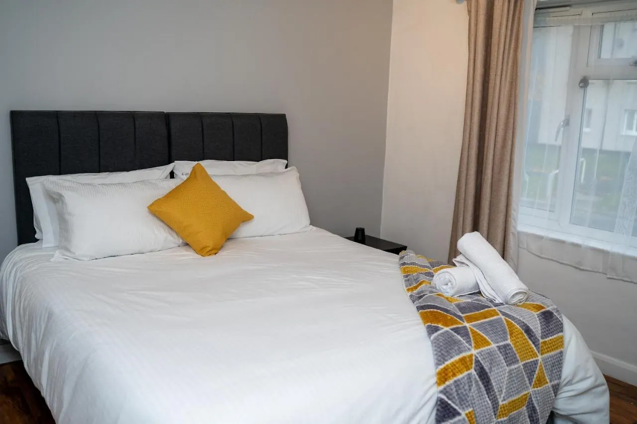 Stylish, Modern Apartment In Leeds Λιντς