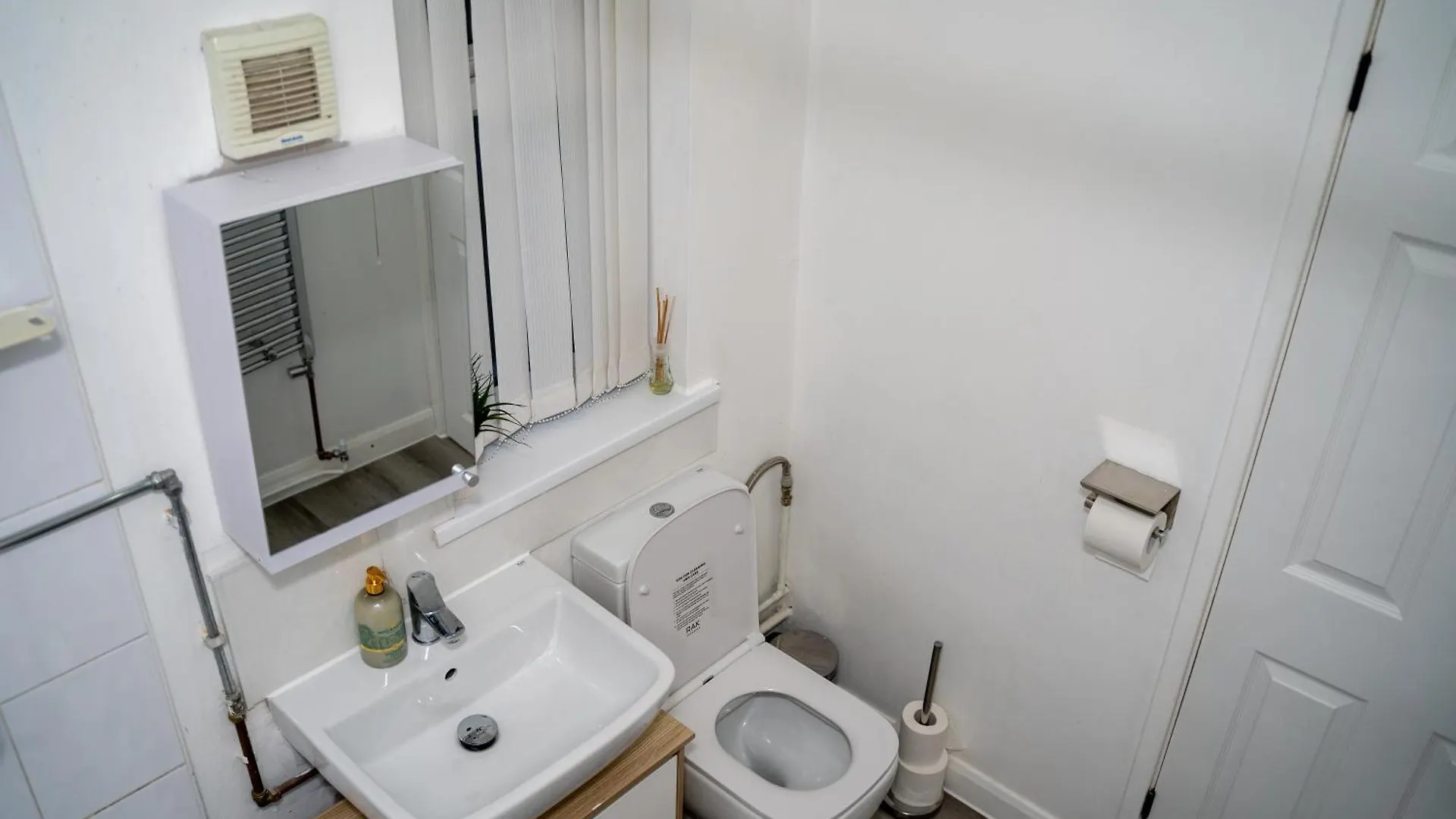 Stylish, Modern Apartment In Leeds 利兹 0*,  英国