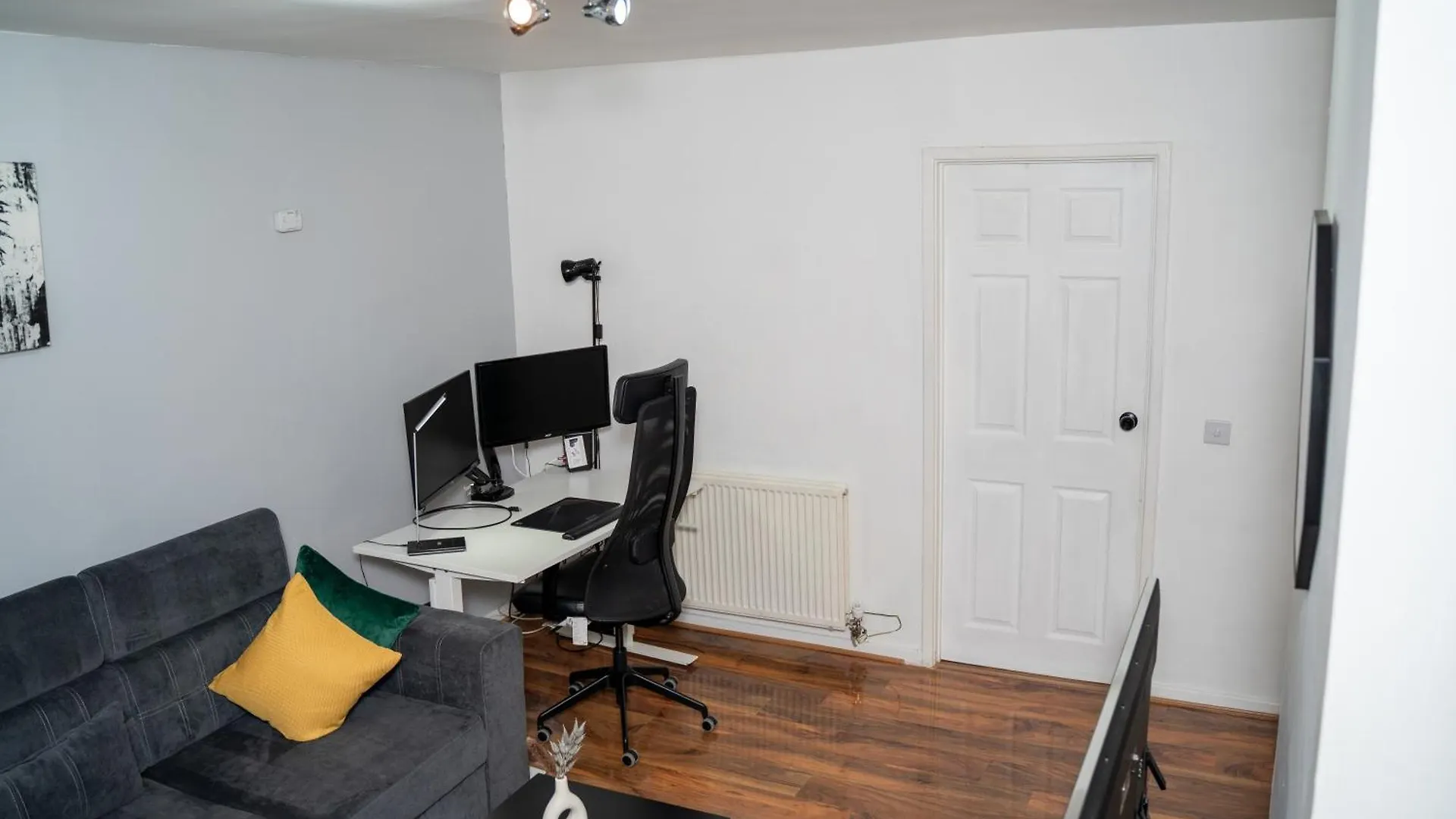 Stylish, Modern Apartment In Leeds 利兹